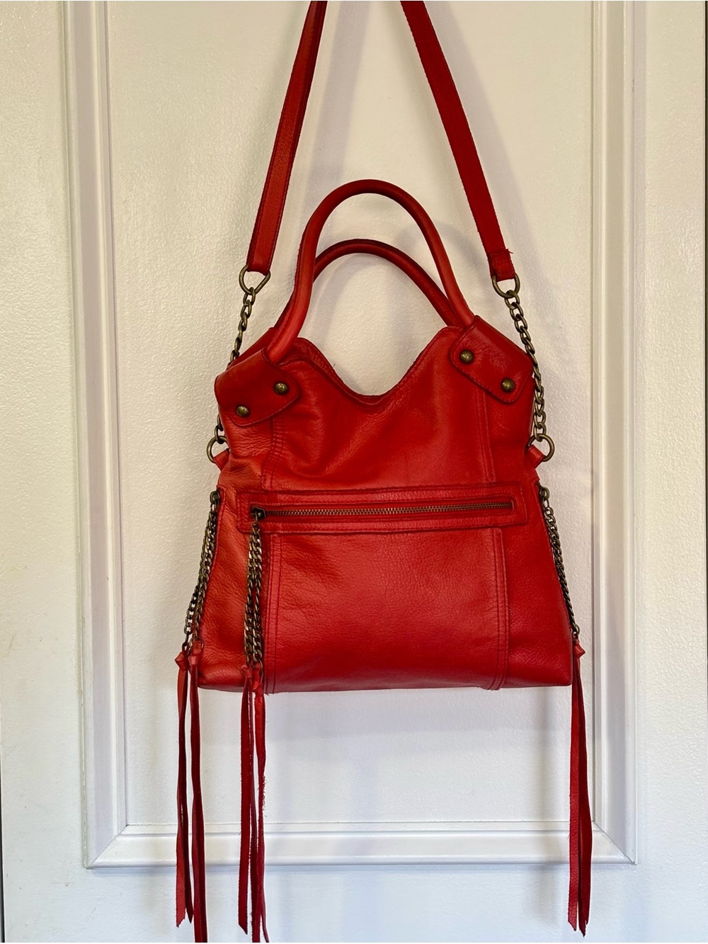 Lucky Brand Logan Coral Red Leather Tassel Crossbody Bag Satchel Hobo - Picture 2 of 10